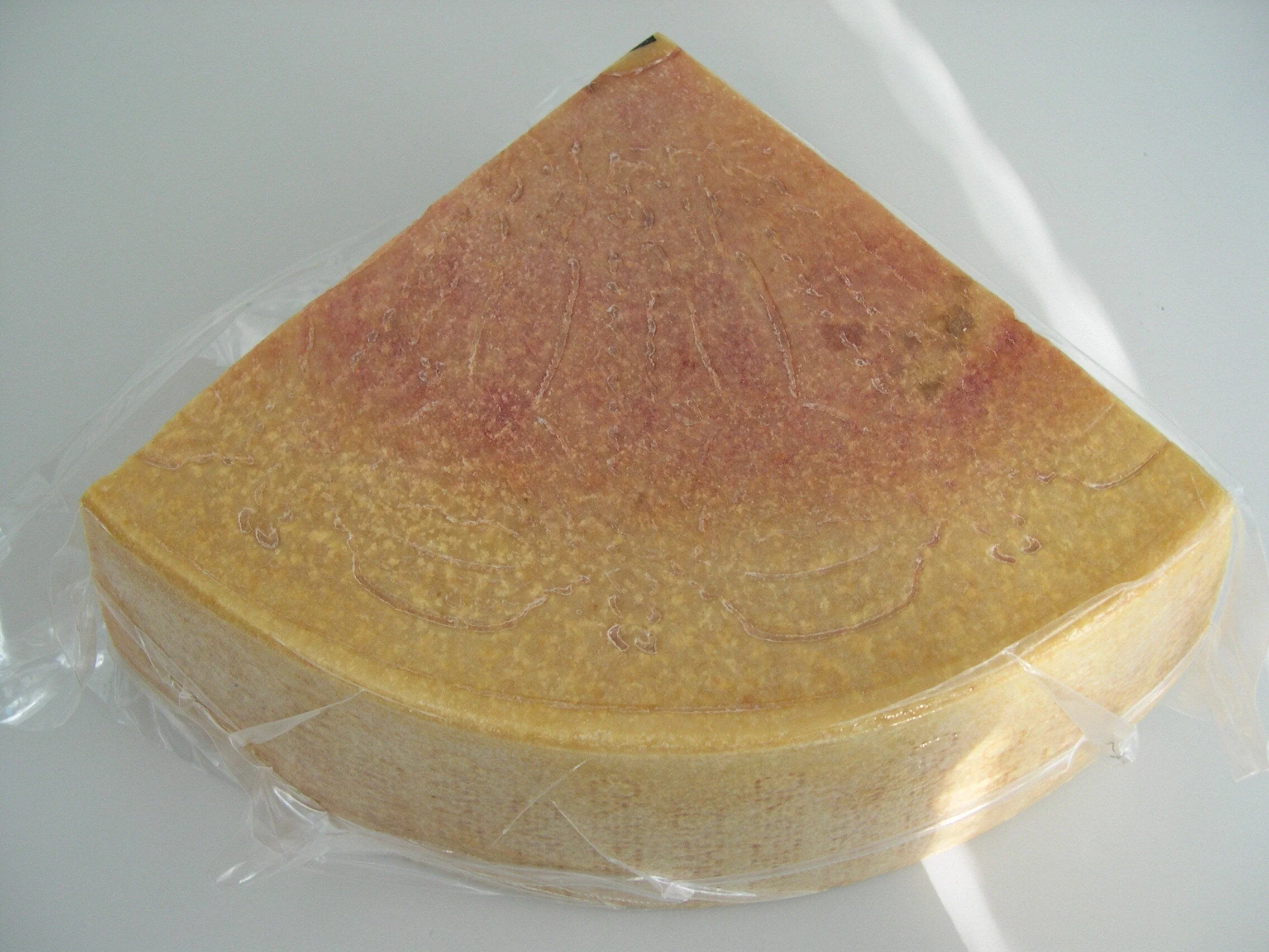 Traversetolese Artisan Parmigiano Reggiano Aged 24 Months - 1/8 Wheel - Image 2